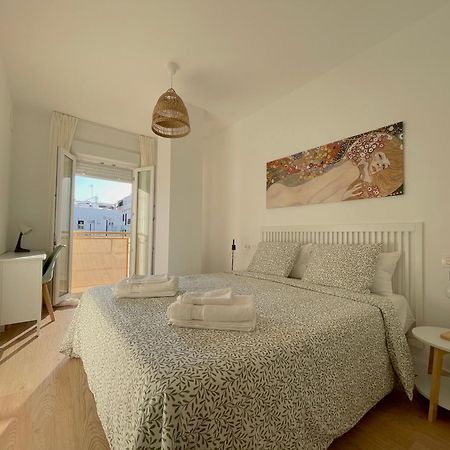 Apartamento La Botica Garaje Incluido Huelva Esterno foto